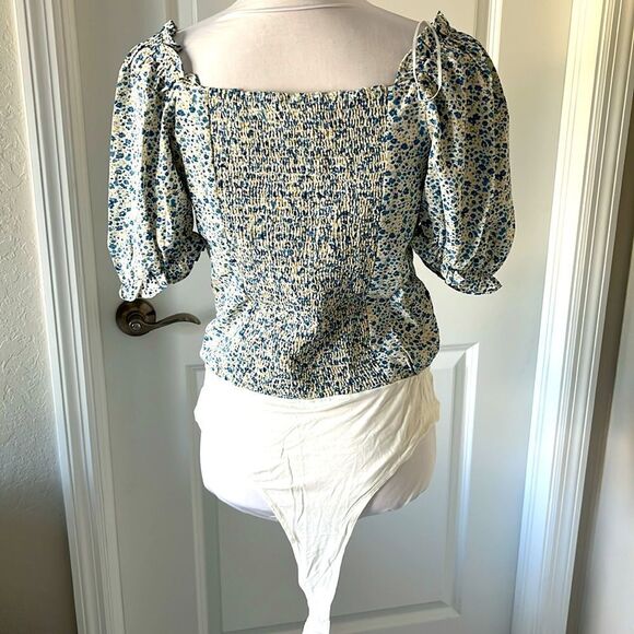 Heyson Body Suit Itsy Bitsy Floral Prints Key hole tie w buttons NWT SZ M - Picture 7 of 14